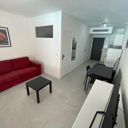 Appartement 30 M2, Piscine Et Parking Prive Mouans-Sartoux Bagian luar foto