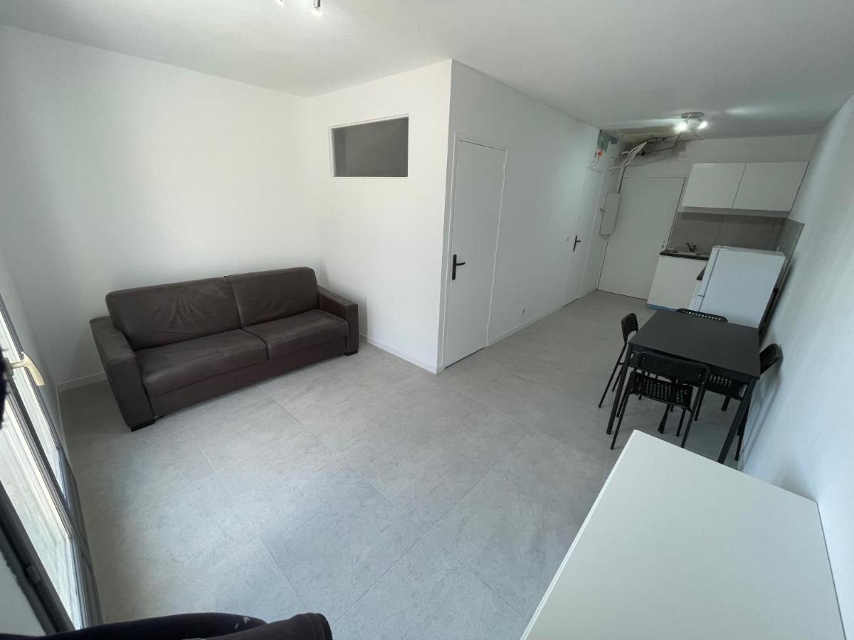 Appartement 30 M2, Piscine Et Parking Prive Mouans-Sartoux Bagian luar foto